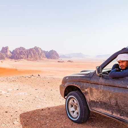 Hotel Arabian Nights Wadi Rum Esterno foto